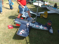 0904bstingerF4u.jpg (176957 bytes)